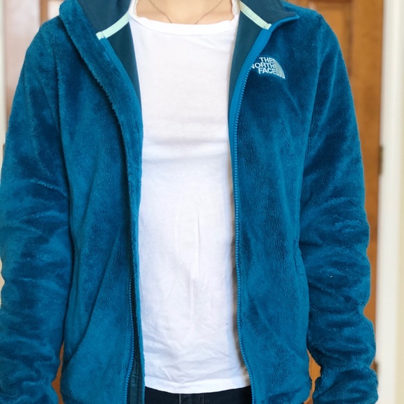 North Face fuzzy blue coat - Picture 2 of 3